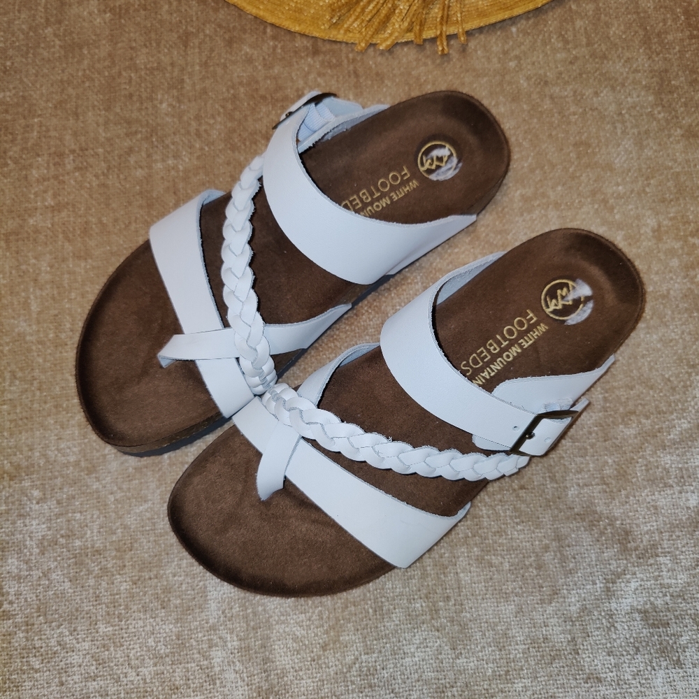 New 🆕 White Mountain Hazy Footbed Sandals, White Leather, Size 7 M - Picture 2 of 12